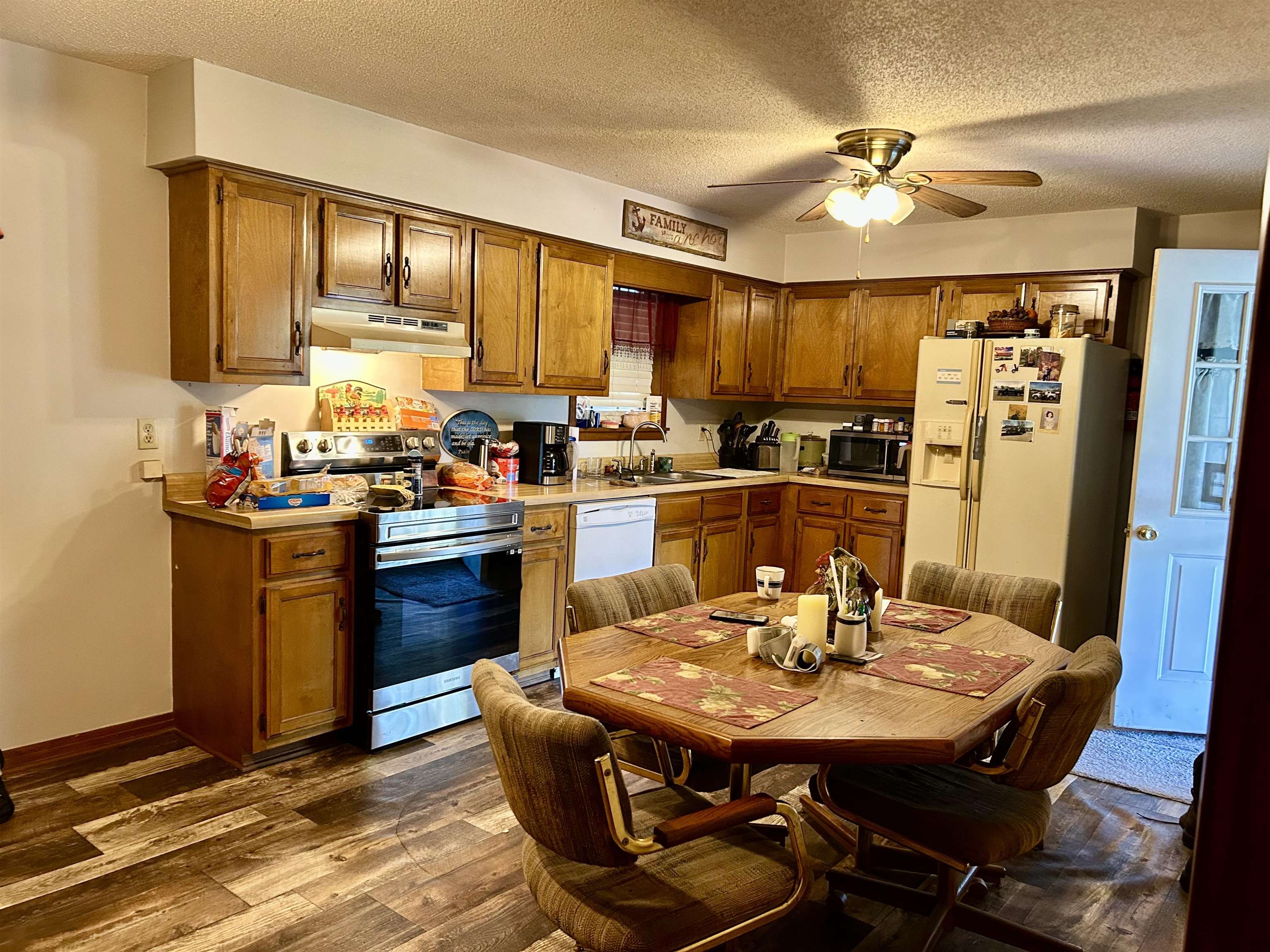 224 Mary Lynn Avenue Ripley, TN 38063 - Photo 7 of 16 a view of a dining room with furniture