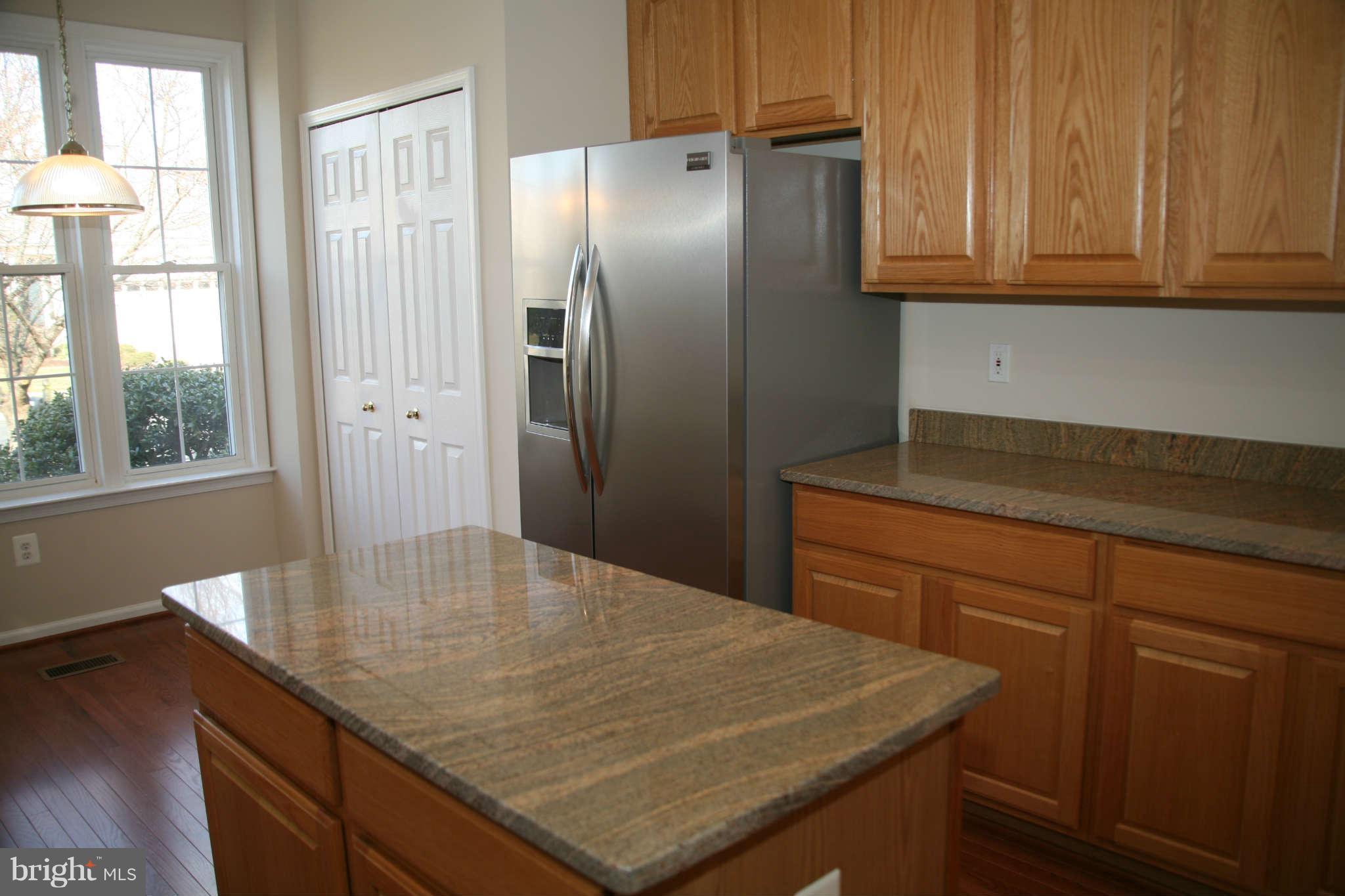 13587 Ryton Ridge Lane Gainesville, VA 20155 - Photo 5 of 28 Kitchen
