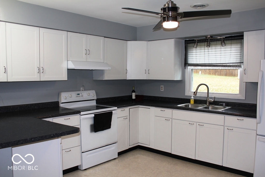 8207 North Myers Road Muncie, IN 47303 - Photo 7 of 28