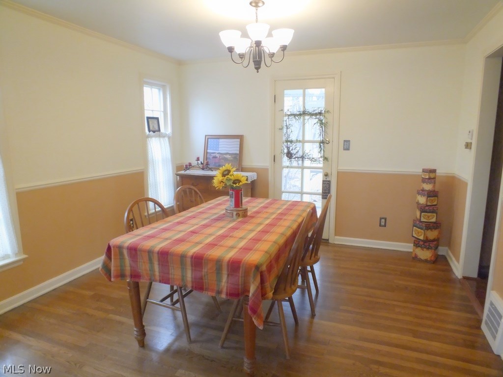 1767 Oakmount Road South Euclid, OH 44121 - Photo 6 of 25