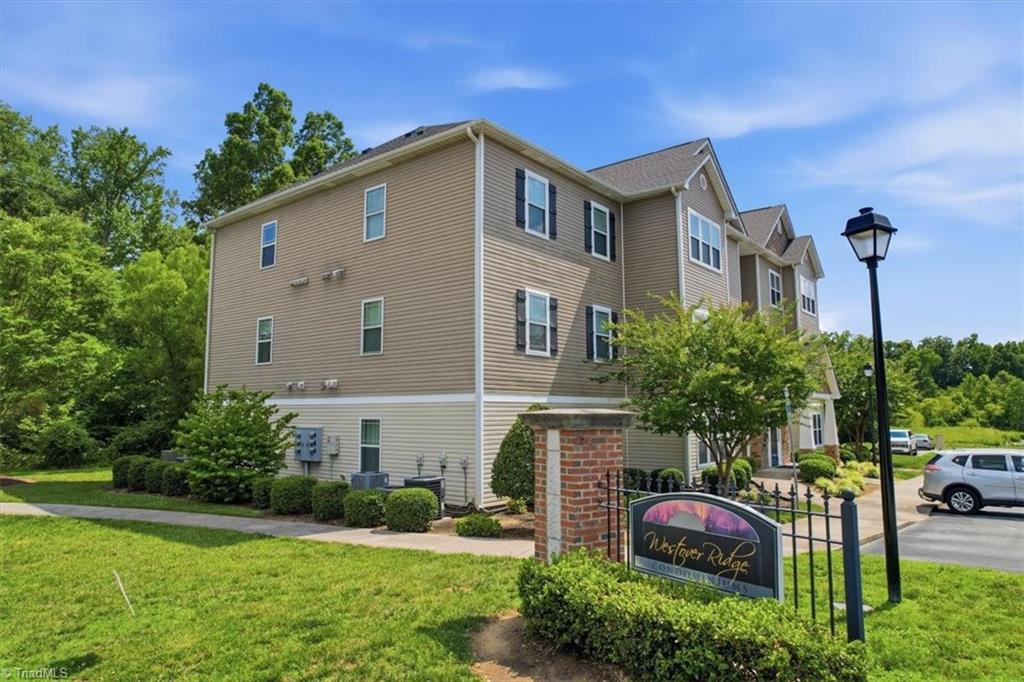 5425 Forester Drive, Unit 2B High Point, NC 27265 - Photo 25 of 32