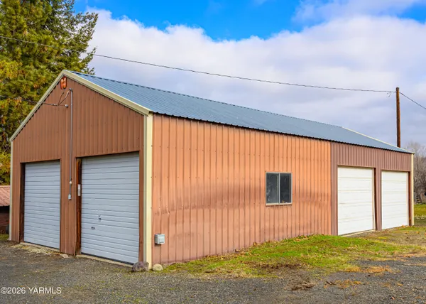 $330,000 | 10063 South Naches Road, Naches, WA 98937