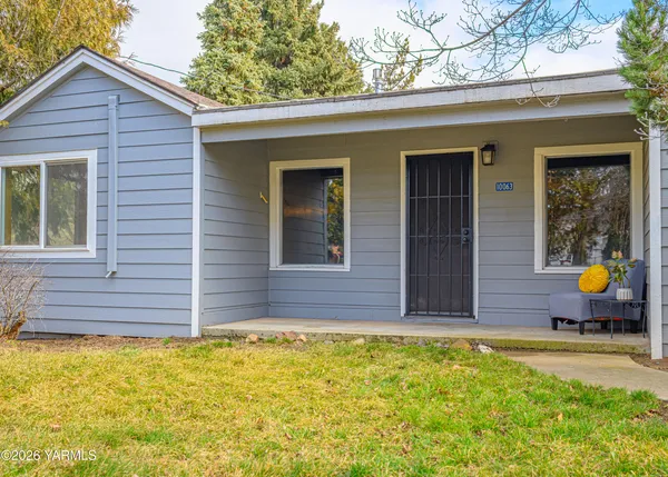 $330,000 | 10063 South Naches Road, Naches, WA 98937