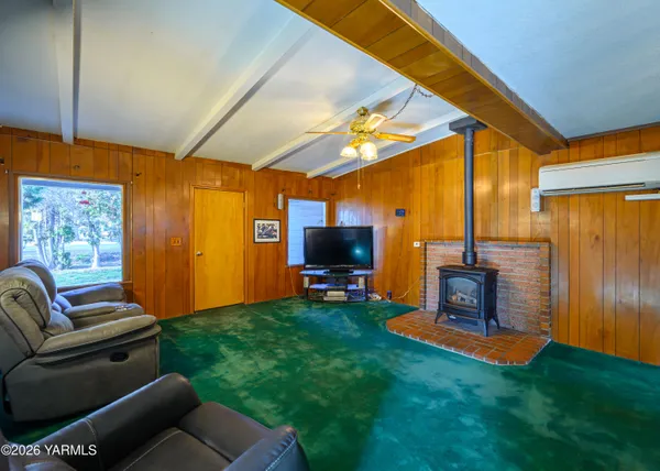 $330,000 | 10063 South Naches Road, Naches, WA 98937