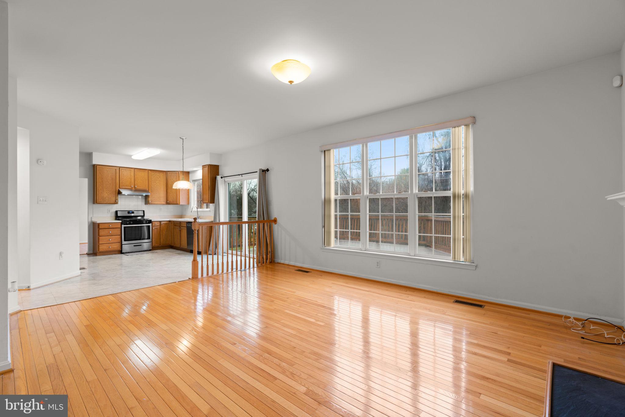 8708 Hidden Pool Court Laurel, MD 20723 - Photo 7 of 25 Family Room