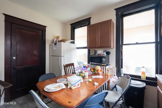 $385,000 | 10 Putnam Street, Albany, NY 12202