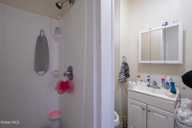 $385,000 | 10 Putnam Street, Albany, NY 12202