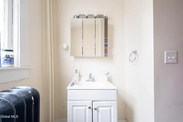 $385,000 | 10 Putnam Street, Albany, NY 12202