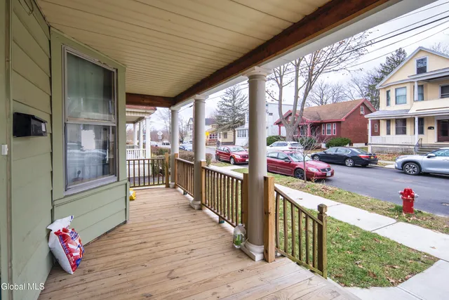 $385,000 | 10 Putnam Street, Albany, NY 12202