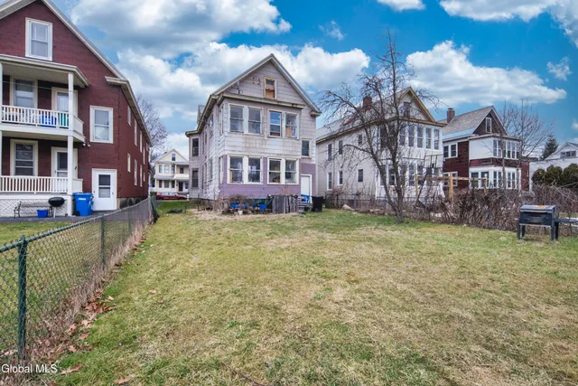 $385,000 | 10 Putnam Street, Albany, NY 12202
