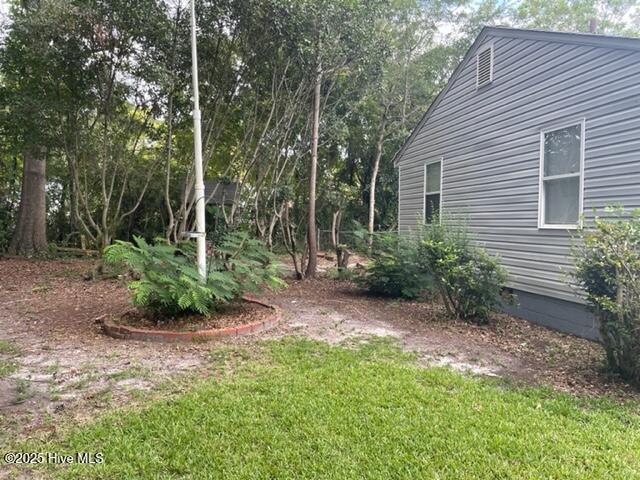 502 8th Street New Bern, NC 28560 - Photo 4 of 26 Side View