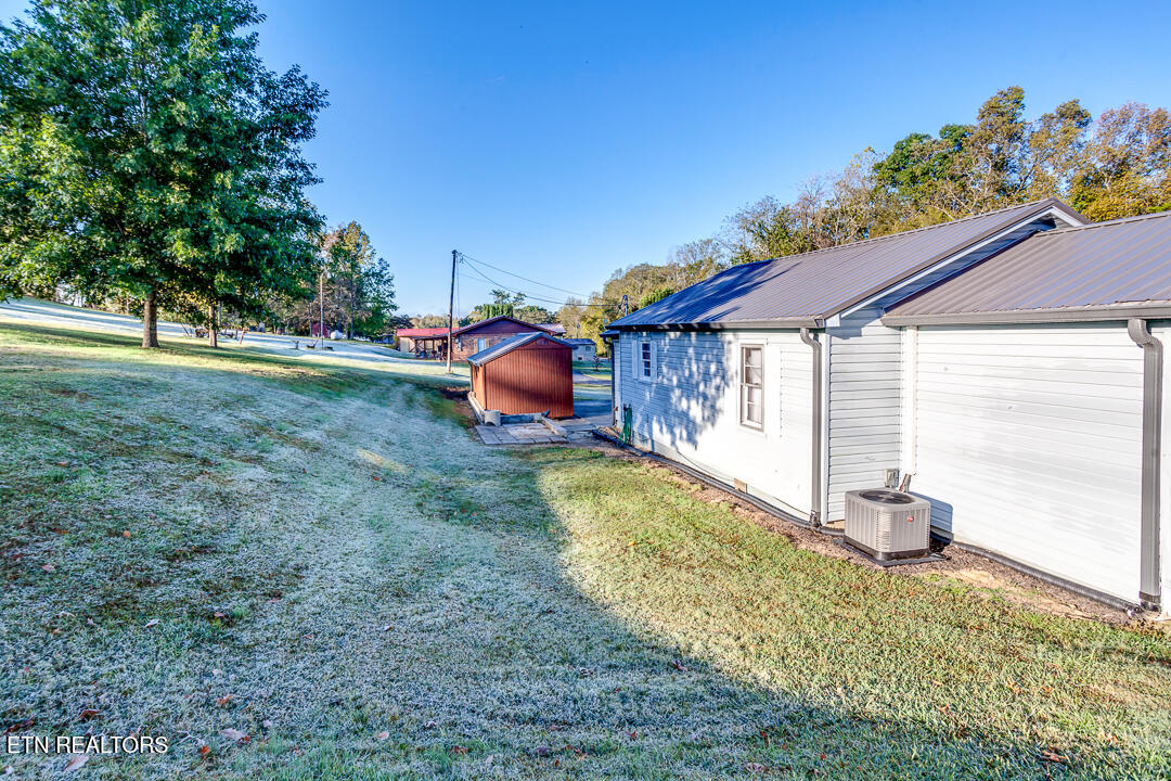134 Old Coalfield Road Harriman, TN 37748 - Photo 23 of 28 024241017-1-134OldCoalfieldRdHarrimanTn-