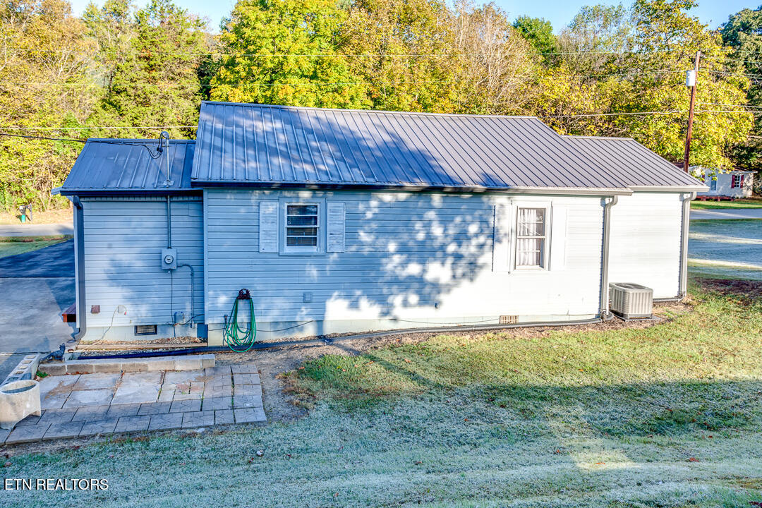 134 Old Coalfield Road Harriman, TN 37748 - Photo 25 of 28 026241017-1-134OldCoalfieldRdHarrimanTn-