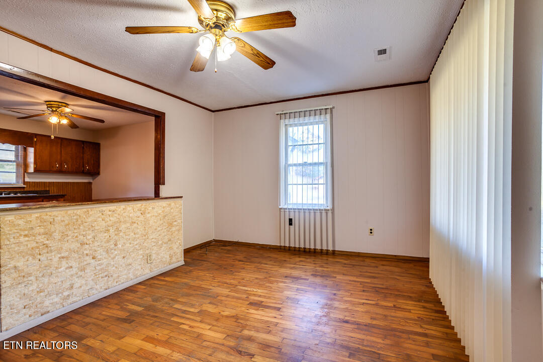 134 Old Coalfield Road Harriman, TN 37748 - Photo 8 of 28 007241017-1-134OldCoalfieldRdHarrimanTn-