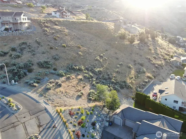 $260,000 | -nna Nna Crystal View Drive, Chelan, WA 98816