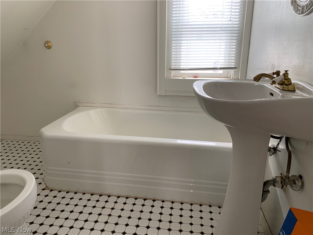 4335 Root Road North Olmsted, OH 44070 - Photo 10 of 20 Gallery Image 10