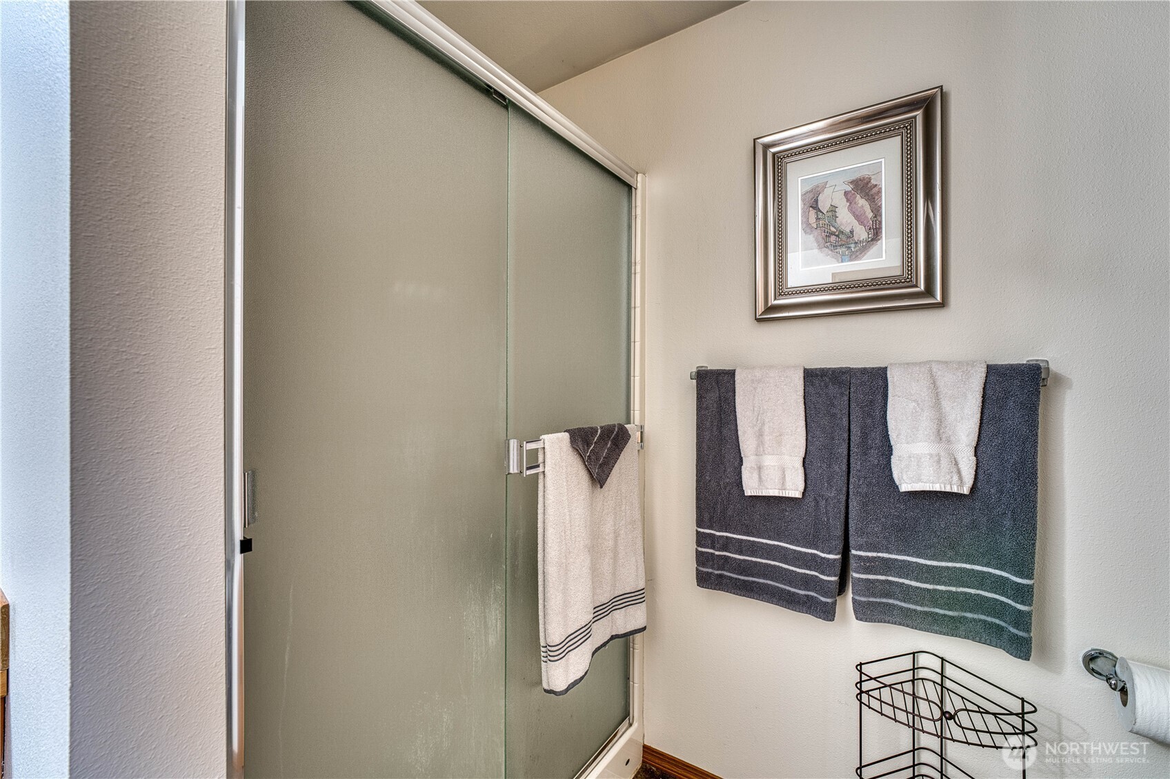 991 Northeast Hurd Road Belfair, WA 98528 - Photo 35 of 40 a view of an entryway with wooden floor