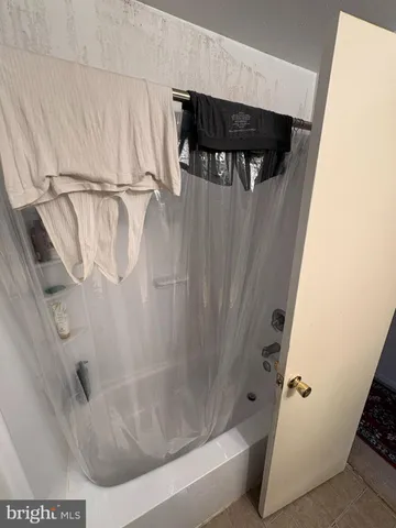 a view of walk in closet