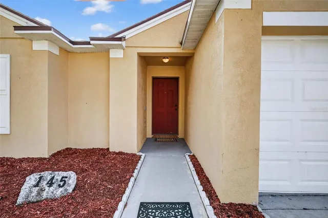 $298,500 | 145 Lake Catherine Circle, Groveland, FL 34736