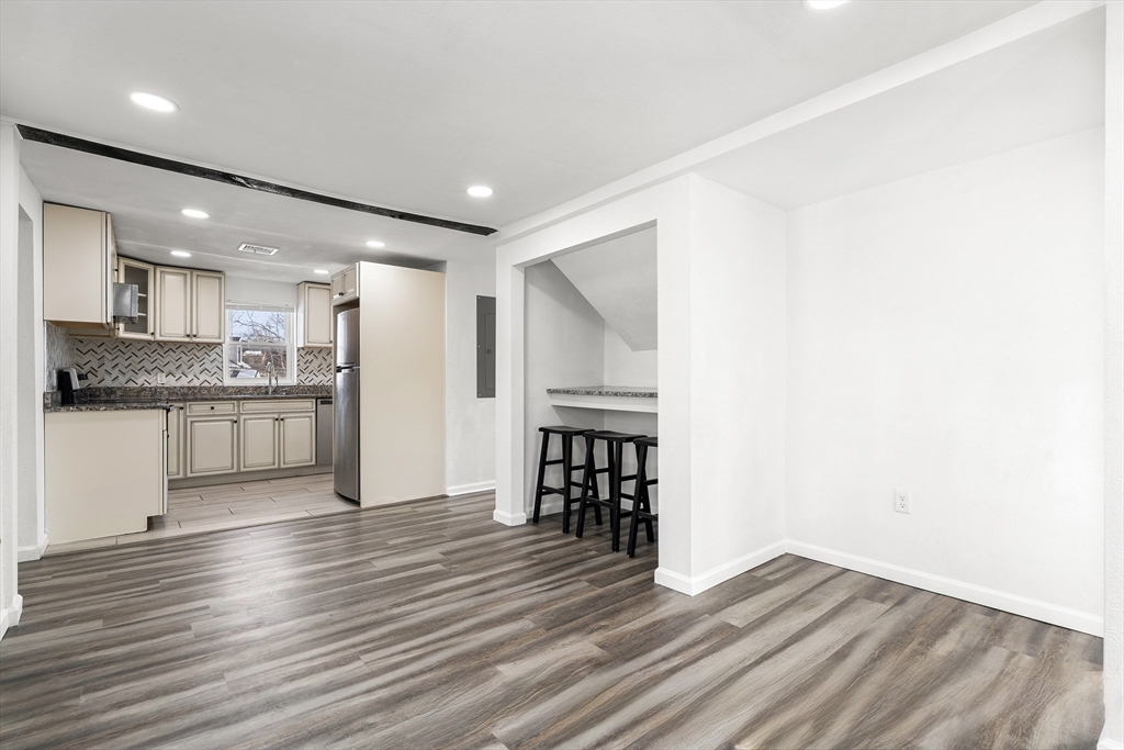 249 West Main Street, Unit 2 Avon, MA 02322 - Photo 9 of 32