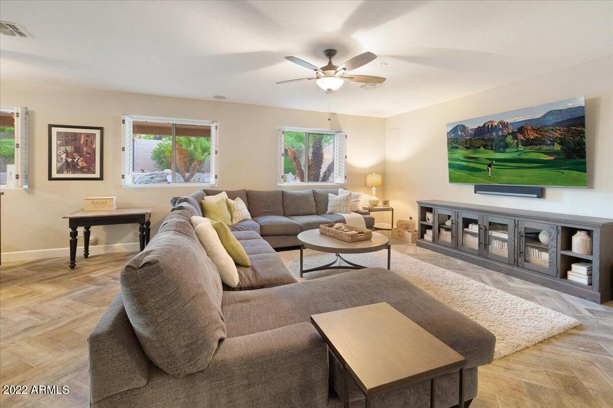 7550 East Glenn Moore Road Scottsdale, AZ 85255 - Photo 15 of 41 20-Living Room