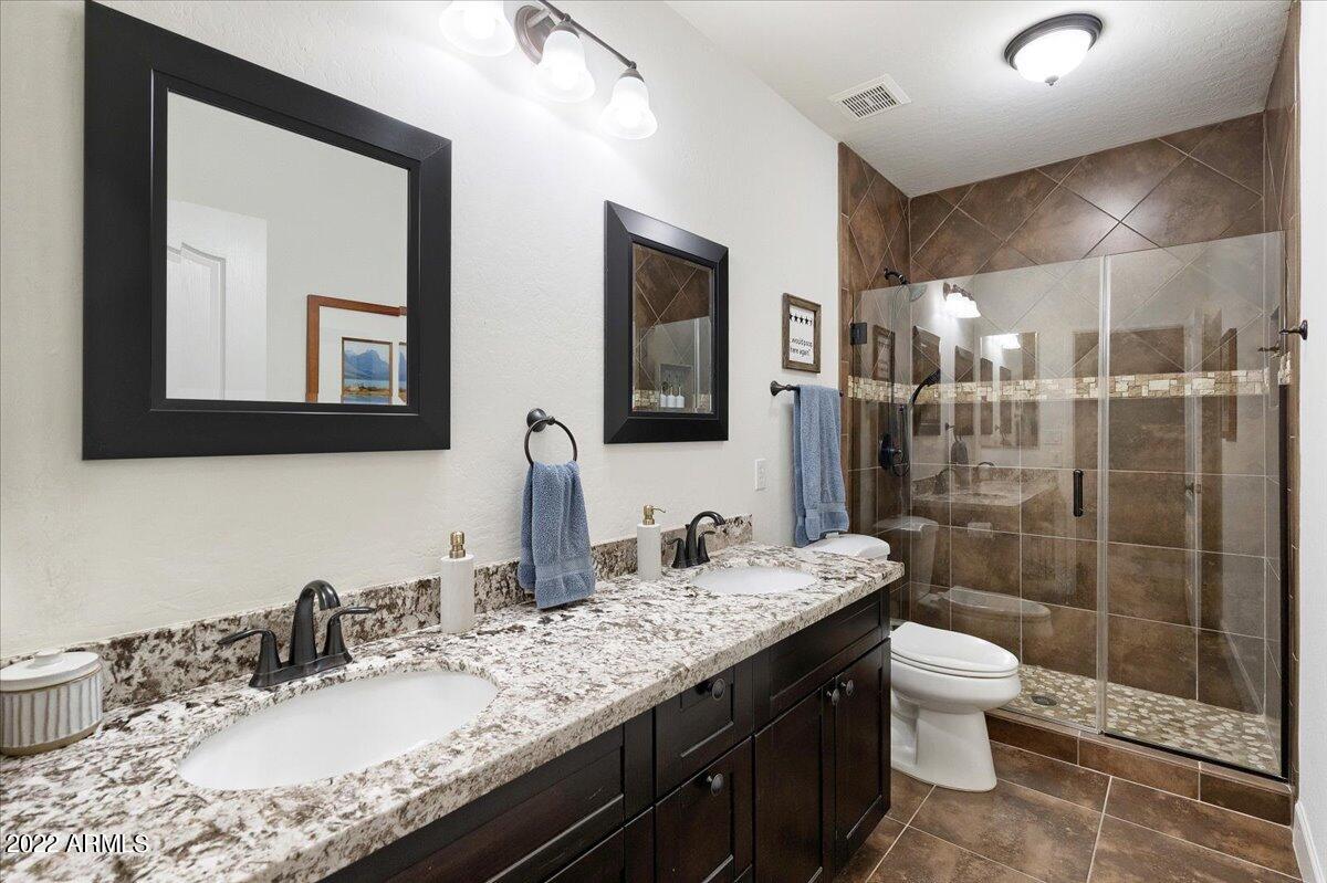 7550 East Glenn Moore Road Scottsdale, AZ 85255 - Photo 23 of 41 28-Guest Bathroom