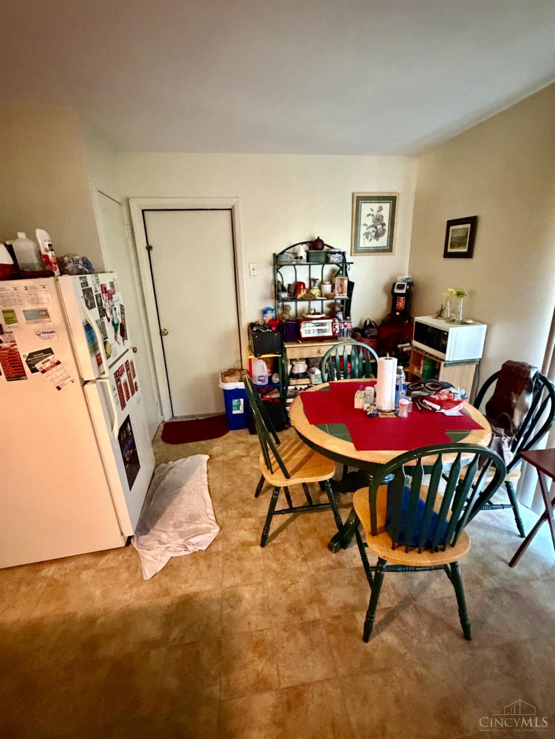 11448 Geneva Road Cincinnati, OH 45240 - Photo 3 of 11