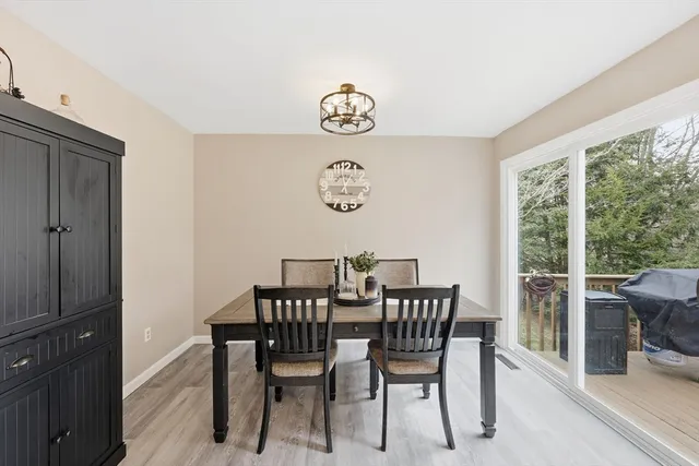 $374,900 | 1688 South Branch Parkway, Springfield, MA 01129