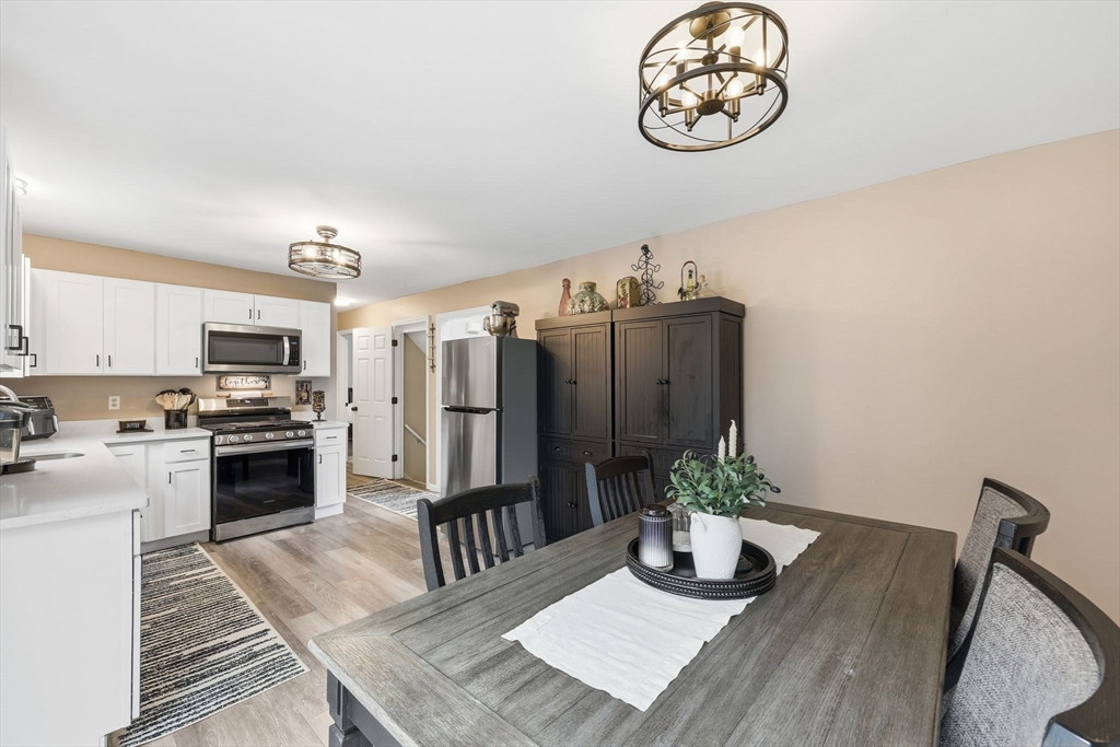 1688 South Branch Parkway Springfield, MA 01129 - Photo 15 of 41