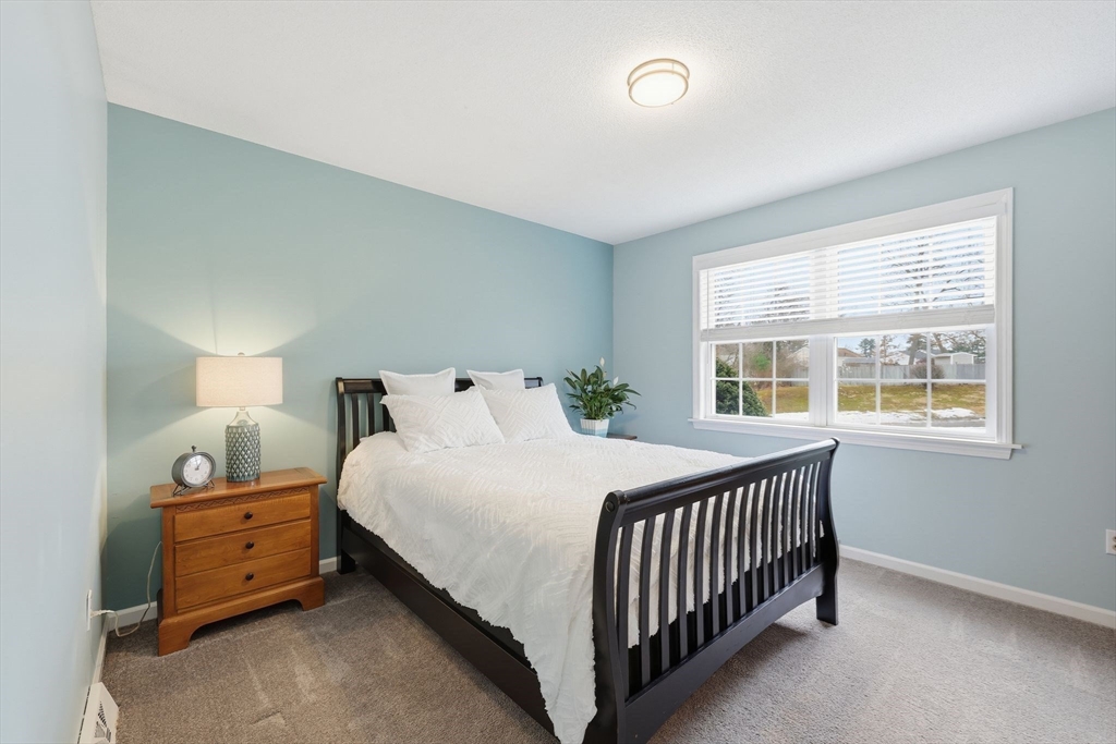 1688 South Branch Parkway Springfield, MA 01129 - Photo 16 of 41