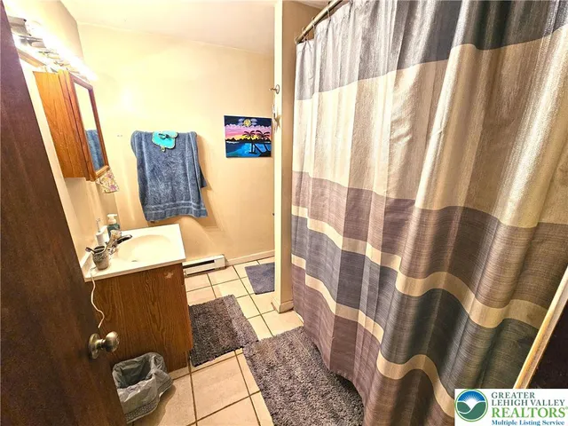 $525,000 | 1463 Limeport Pike, Coopersburg, PA 18036