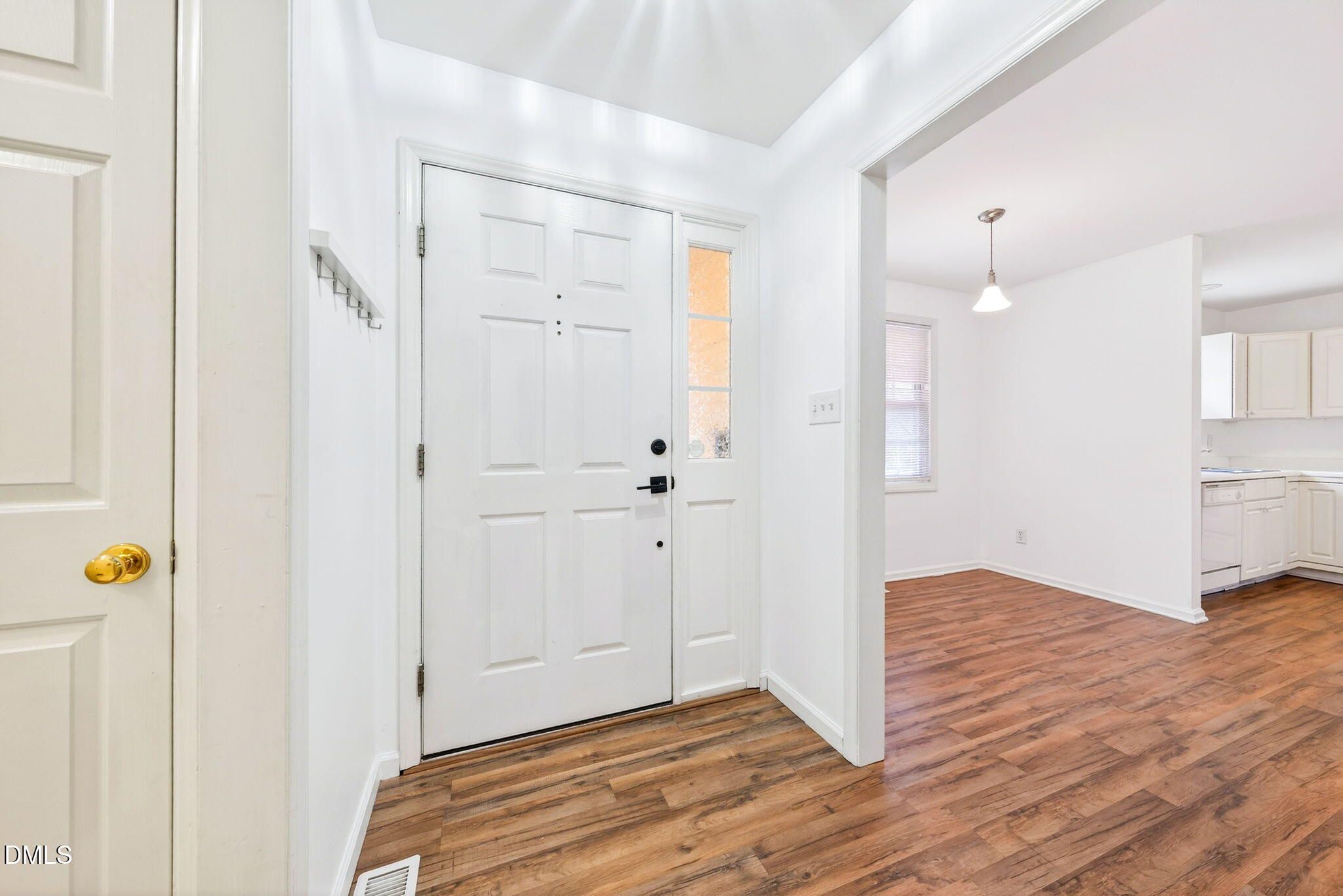 503 Forge Road Durham, NC 27713 - Photo 4 of 20 8-web-or-mls-503 Forge Road (12 of 37)