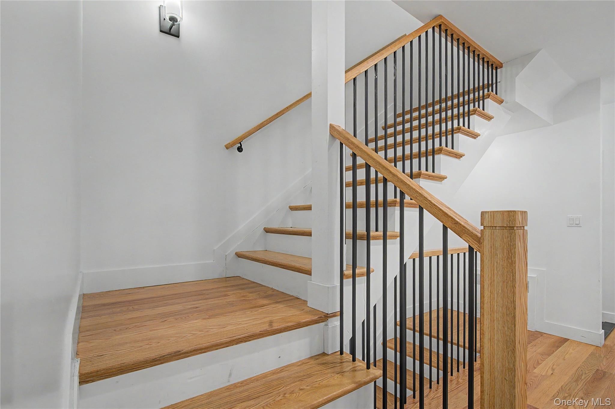 151 Blauvelt Road, Unit 214 Monsey, NY 10952 - Photo 3 of 26