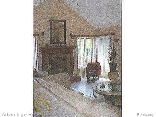53500 Bates Road New Baltimore, MI 48051 - Photo 3 of 15 Great room