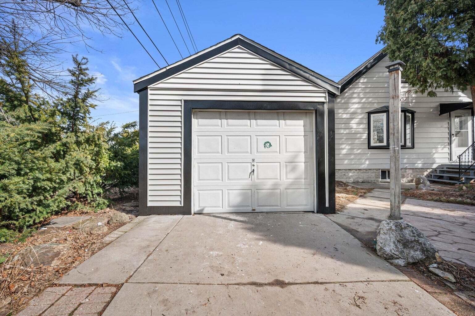 158 North 59th Street Milwaukee, WI 53213 - Photo 18 of 20 18