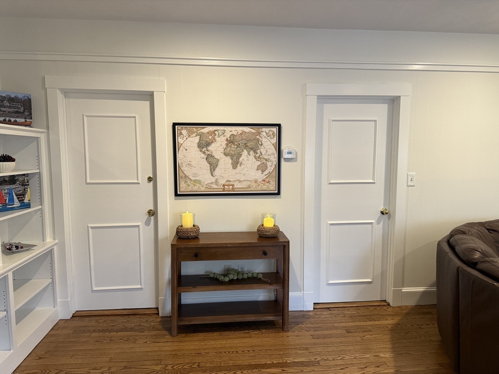 26 Summer Street, Unit 4 Marblehead, MA 01945 - Photo 5 of 31