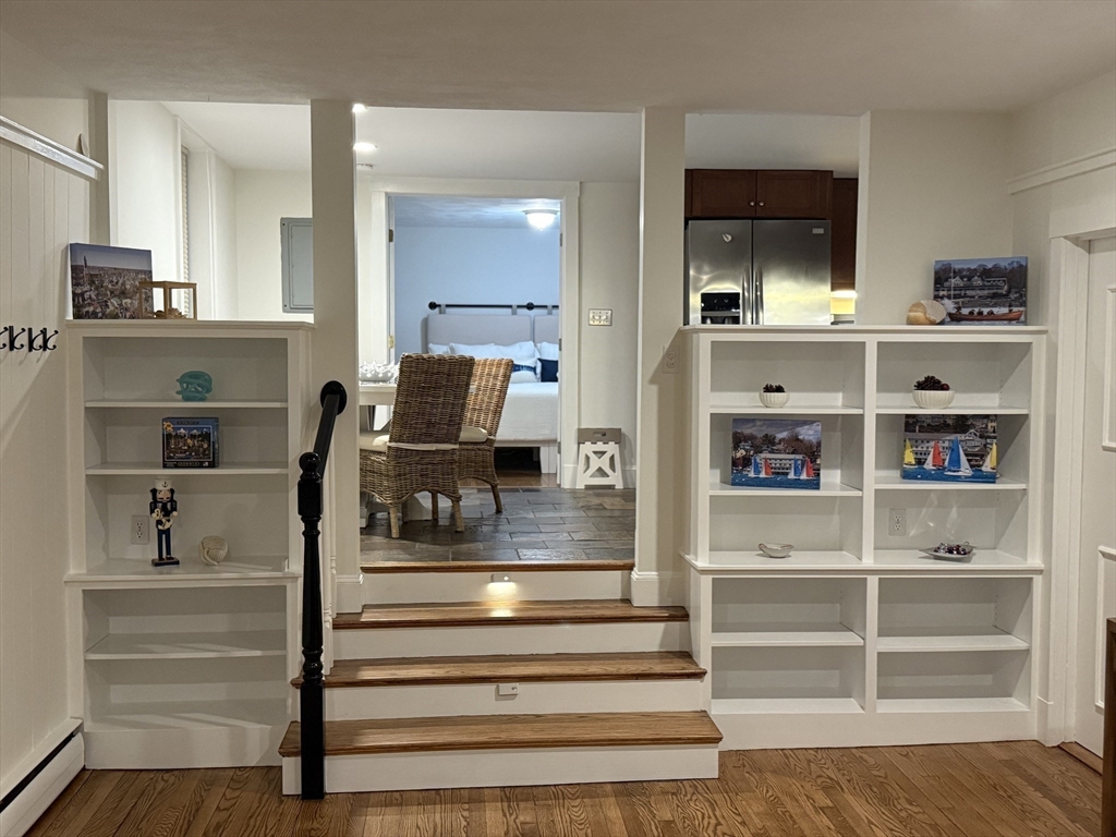 26 Summer Street, Unit 4 Marblehead, MA 01945 - Photo 6 of 31