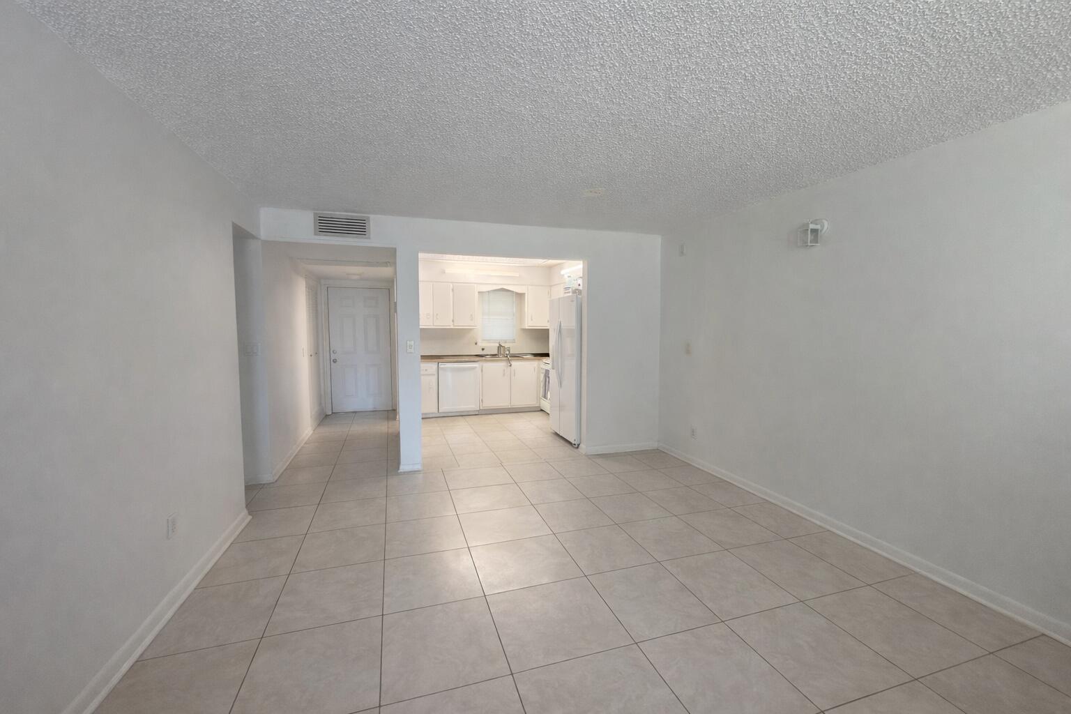 9440 Southwest 8th Street, Unit 208 Boca Raton, FL 33428 - Photo 17 of 31 536BA253-7AE8-4587-9D9D-FC611B9A80E1