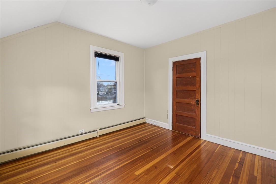 54 Randall Street Cranston, RI 02920 - Photo 19 of 38