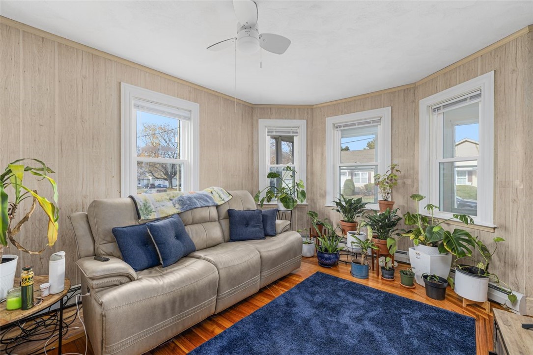54 Randall Street Cranston, RI 02920 - Photo 25 of 38