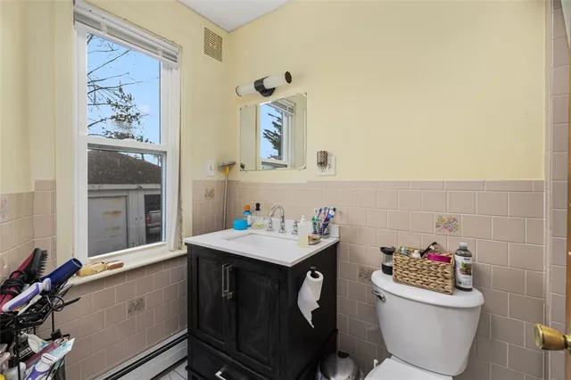 $539,000 | 54 Randall Street, Cranston, RI 02920