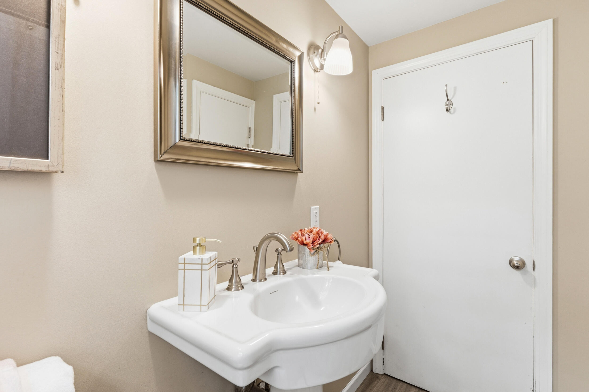 147 Pinecrest Road Portland, ME 04102 - Photo 17 of 42