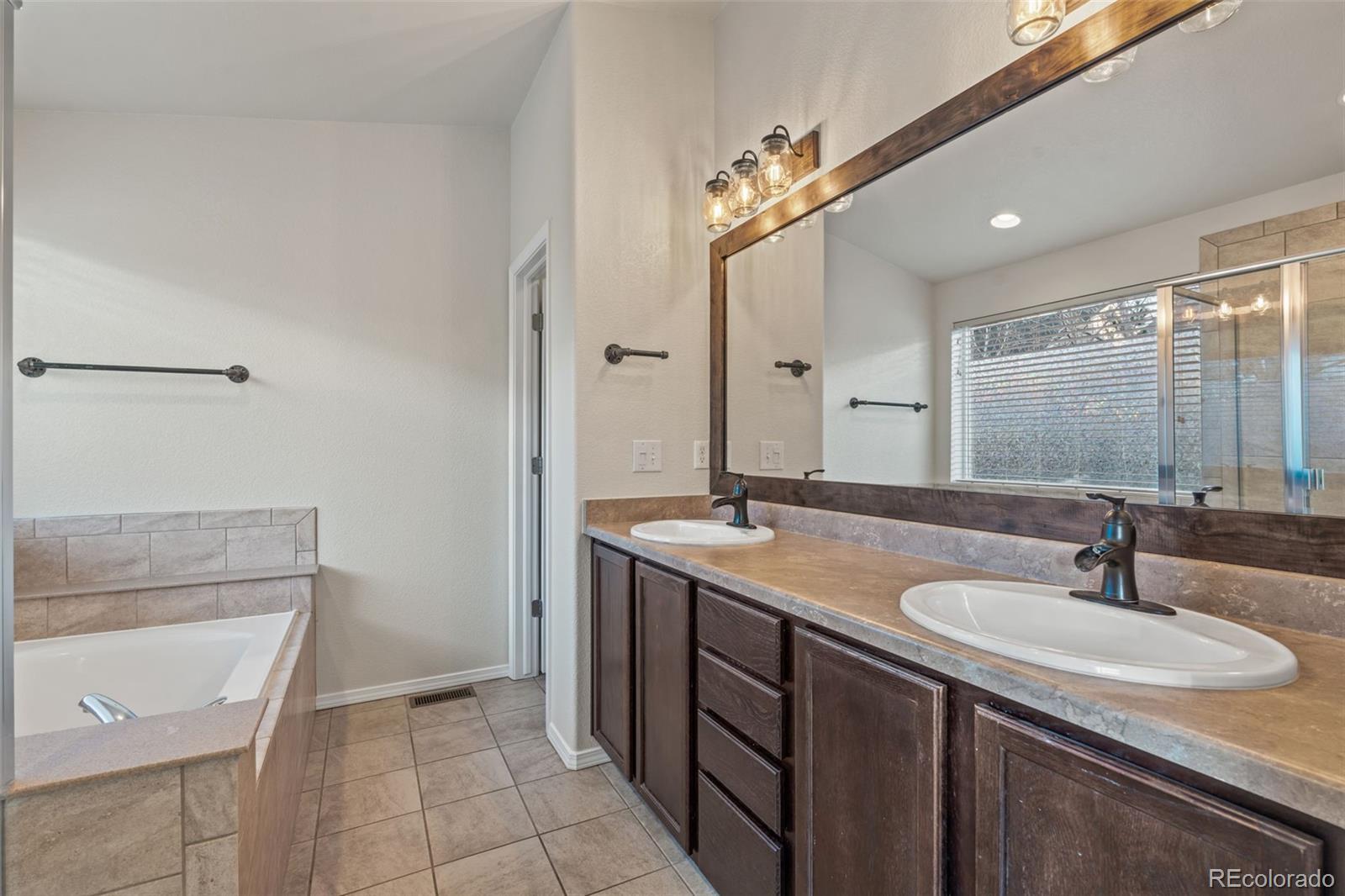 2556 Hannah Ridge Drive Colorado Springs, CO 80922 - Photo 21 of 38