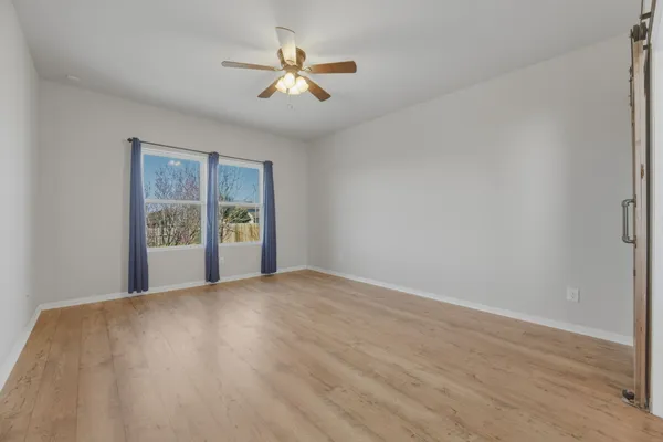 $2,300 | 125 Exeter Cove, Kyle, TX 78640