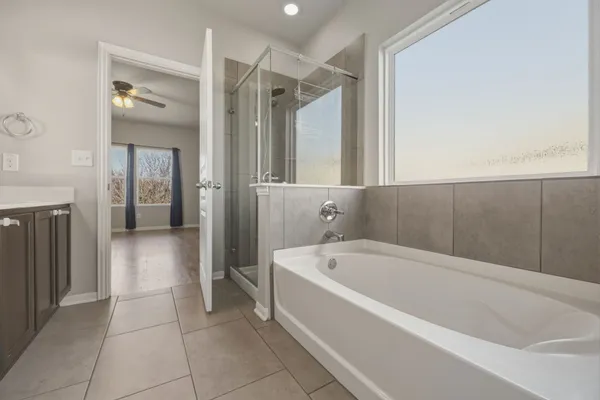 $2,300 | 125 Exeter Cove, Kyle, TX 78640