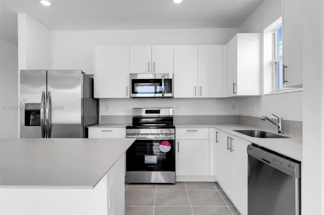 $4,299 | 2960 Southeast 23rd Avenue, Unit 2960, Homestead, FL 33035