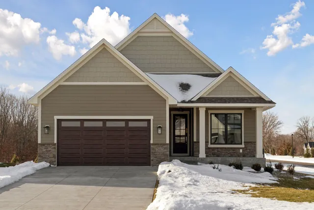 $775,000 | 2002 Mulberry Lane, Carver, MN 55315