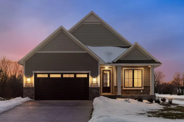 $775,000 | 2002 Mulberry Lane, Carver, MN 55315