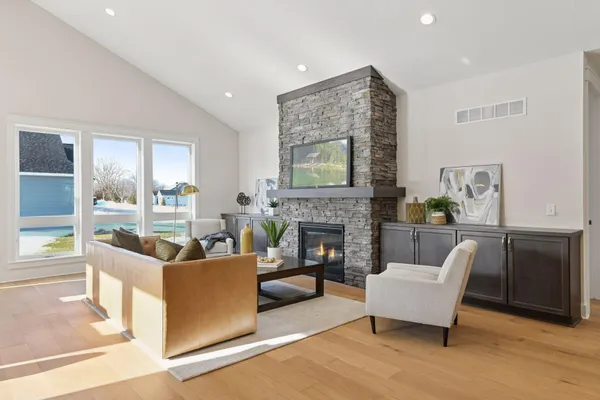 $775,000 | 2002 Mulberry Lane, Carver, MN 55315