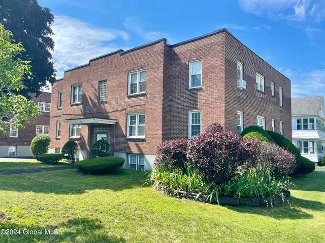 $829,900 | 950 Washington Avenue, Albany, NY 12203